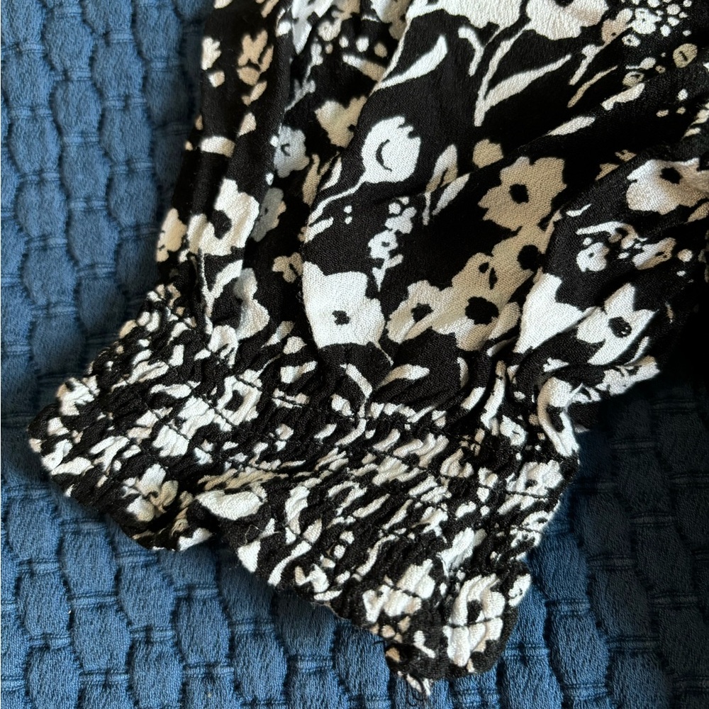 Banana Republic Floral Wrap Dress - Picture 4 of 10